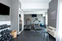 Sandman Hotel Calgary Airport - Phòng Gym