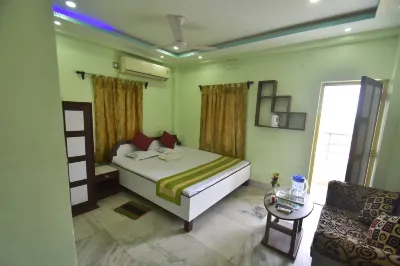 Hotel Amarabati Hotels near Jambu Dwip