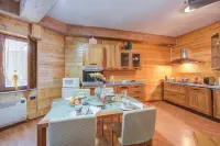 Borgata Family Studio Ski in Ski Out 300m Hotels near Cappella di San Claudio
