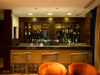 Ramada Hotel & Suites by Wyndham Erbil 32 Park - Quầy bar