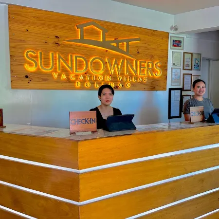 Sundowners Vacation Villas Bolinao