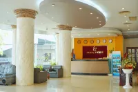 Hoa Binh 1 Hotel Hoteles en P. Mỹ Bình