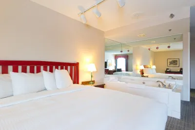 Wildwood Lodge & Suites Hotel di Clive