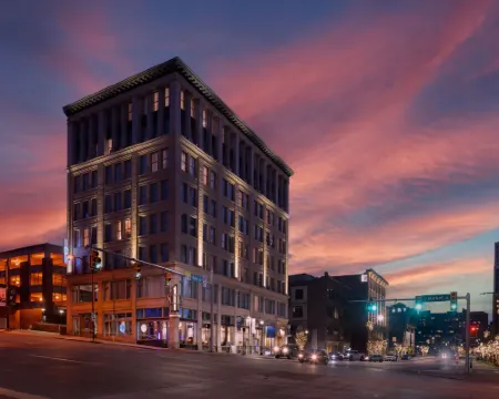 Blu-Tique, Akron, a Tribute Portfolio Hotel Hotels in Akron