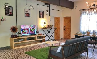 Beachside Bungalow by IBook Homestay