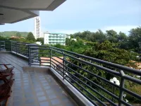 Finest Beach Front Royal Rayong - Apartments