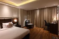 The Downtown Hotels in New Kanpur City