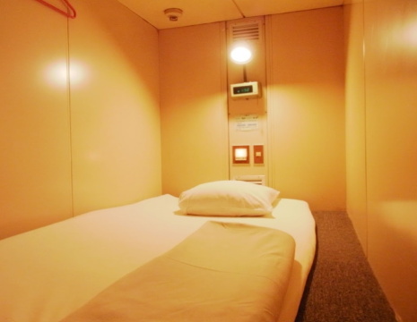 Capsule Hotel Block Room