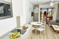 Coral Compostela Beach Hotels near playa de la americas