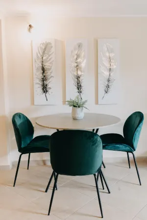 Best House, Central Luxury, Agiou Nikolaou, Patra Отели рядом с достопримечательностью «Hellenic Open University Laboratories»