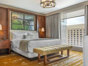 Omni Louisville Hotel