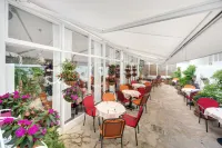 Hotel Villa Adriatica - Adults Only - breakfast