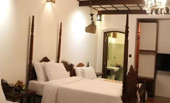 Sulyap Bed & Breakfast – Casa de Alitagtag Boutique Hotel