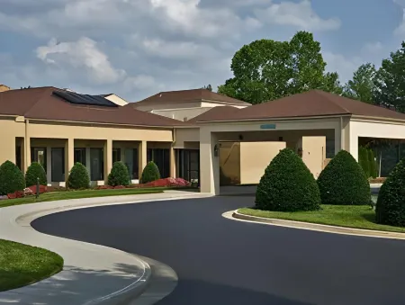 Courtyard Richmond West