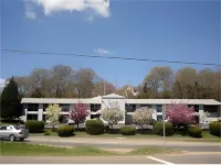 Liberty Inn Old Saybrook Hotels near HomeGoods