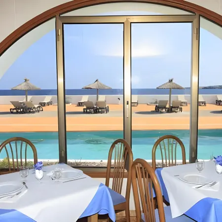 Hotel Roca Bella