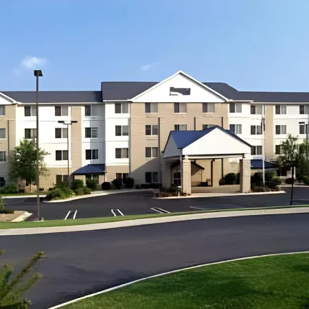 Fairfield Inn & Suites Detroit Livonia
