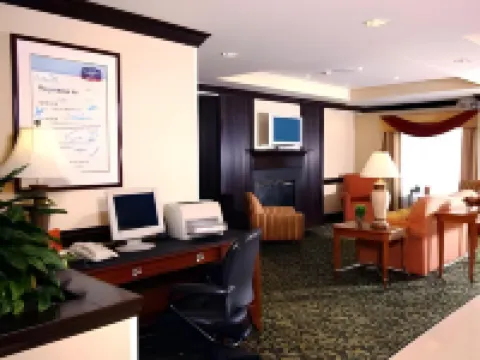 แฟร์ฟิลด์อินน์ บายแมริออท ชาร์ล็อต แกสโทเนีย โรงแรมในแกสโตเนีย