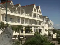 Ommaroo Hotel Hotels near Vision Express Opticians - Jersey, St. Helier