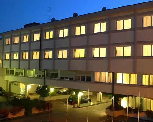 Augustus Hotel Hotels in Biella