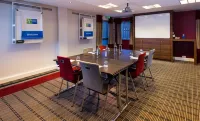 Holiday Inn Express Stoke on Trent فنادق في Stone Rural