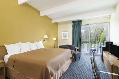 Howard Johnson by Wyndham Newburgh/West Point Hotels in Orange County