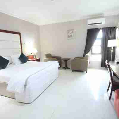 Denis Hotel Ltd Rooms