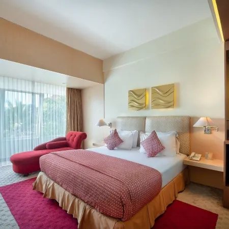 Lux Tychi Hotel