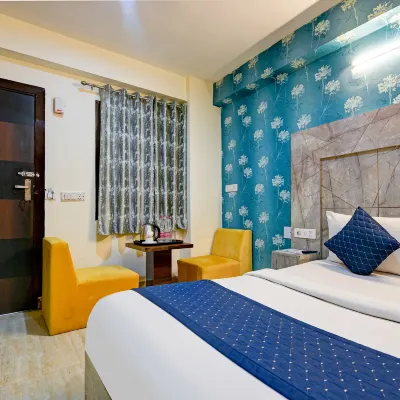 Hotel Classic Park Near IGI Airport Các khách sạn gần Fun 'n' Food Village