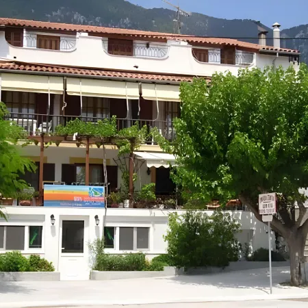 Nina Apartments