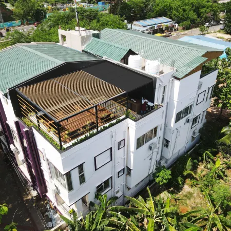 THE GREENSTAR INN PREMIUM