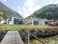 Villa am See 3