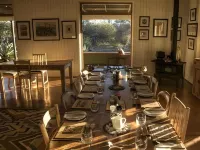 Three Tree Hill Lodge Hotel di Bergville