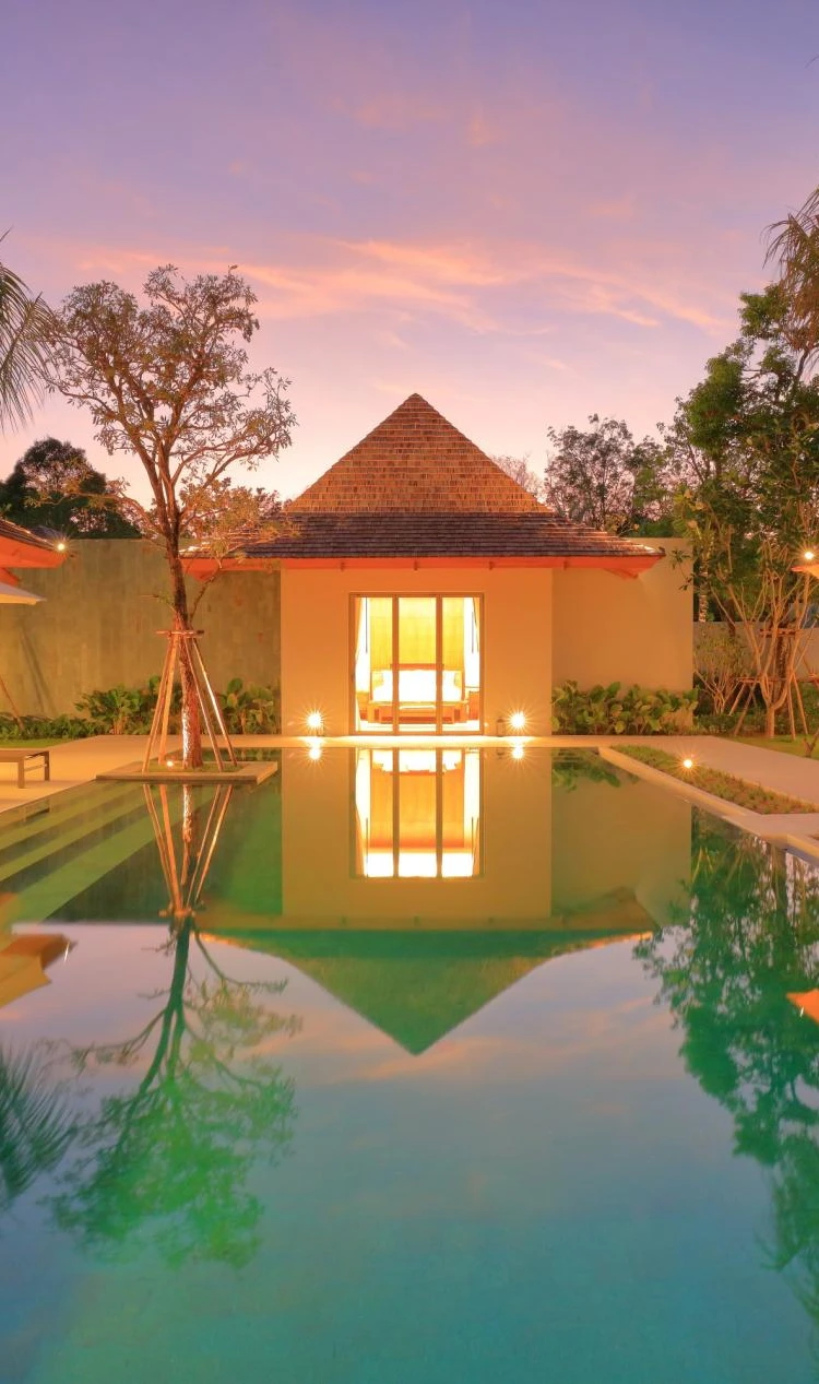รูปภาพของLuxury brand new villa with maid Anchan Tropicana