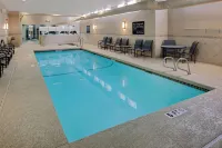 Hampton Inn & Suites Exeter - Pools