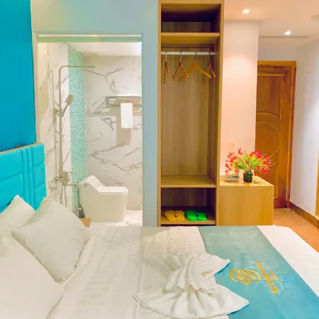 Sao Charm Sài Gòn Hotel Отели рядом с достопримечательностью «Городской плаж»