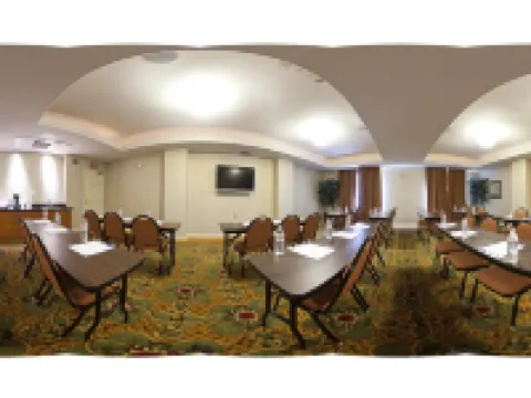 波特維爾洲際智選假日套房酒店 圖萊里縣酒店