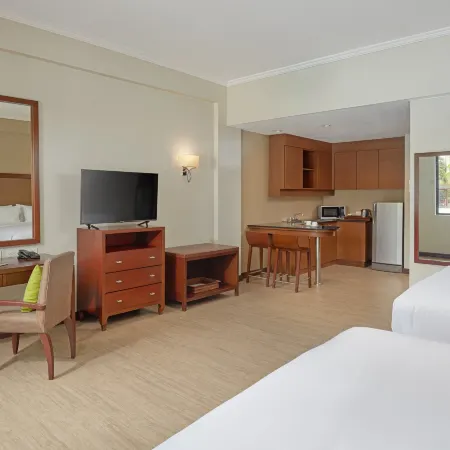 Holiday Inn & Suites BATANGAS LIMAPARK by IHG