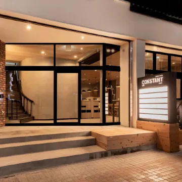 Cabin&Hotel Constant Naha Отели рядом с достопримечательностью «Замок Сури»