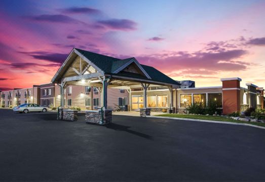 아메릭인 바이 윈덤 백스터 브레이너드