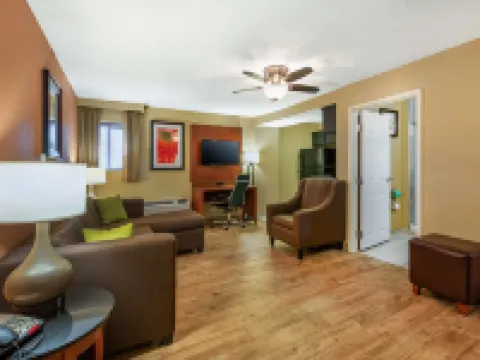 Best Western Plus Georgetown Corporate Center Hotel Hoteles en Georgetown