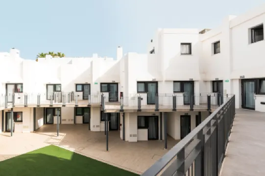 Alegria Barranco Hotels near playa de la americas