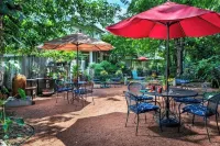 Montford Inn & Cottages