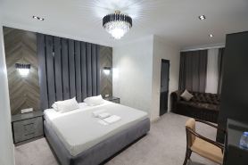 Sharq Hotel