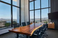 Vetta, Distrito Uno, Autograph Collection