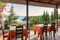 Costa Smeralda Hotels in Sivota