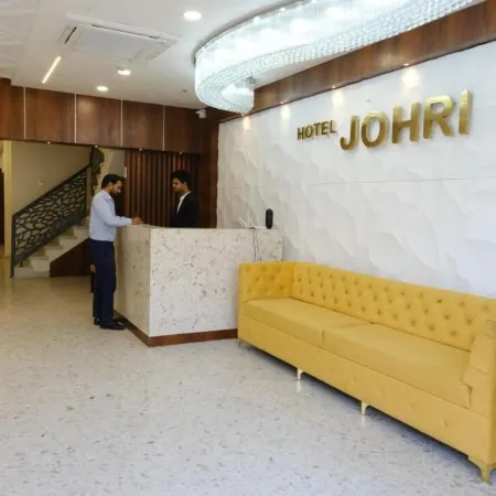 Hotel the Johri