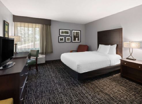 La Quinta Inn by Wyndham Sheboygan, WI