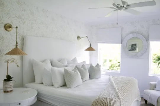 C211 Sugar Hill Estate のホテル