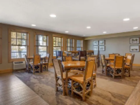 Best Western Premier the Lodge on Lake Detroit Hotels in Becker County